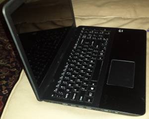 Sony Vaio SVF15A190X With Samsung Solid State Evo 500gb Drive (Annapolis)