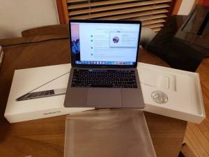 MacBook Pro 13