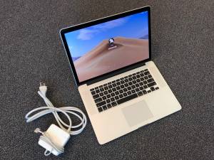 Apple MacBook Pro 15 Retina 2.7 Quad i7 8gb Ram 256gb Flash SSD Laptop (Central