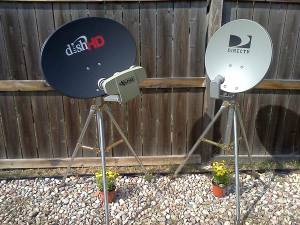 RV Satellite Dish Tripod Ideal for Camping, Tailgating.. (Cottage Grove)