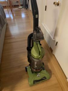 Vacuum cleaner 2.5 years old