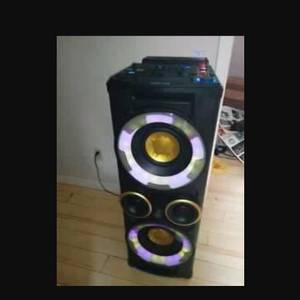 Phillips NX5 Stereo Equipment (Hobart)