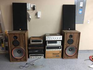 i buy vintage home stereo equipment (lawton)