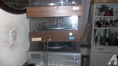 Lot Of Vintage Electronics,Amps,Turntables,Receivers & More