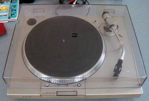 Vintage Sony Turntable PS-T1 & Sansui 210 AM/FM Tuner AMP (Marlborough)