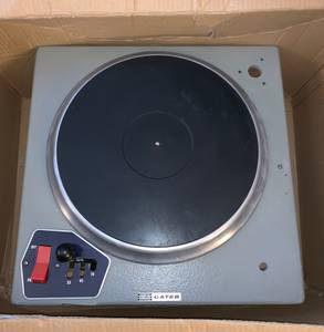 Gates CB-77 Turntable and 16