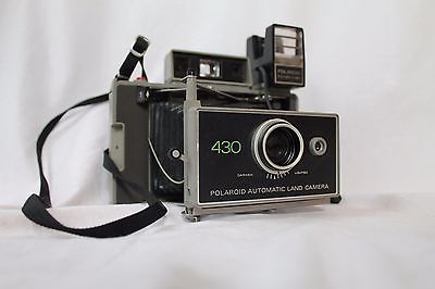 Vintage Polaroid Model 430 Automatic Land Camera
