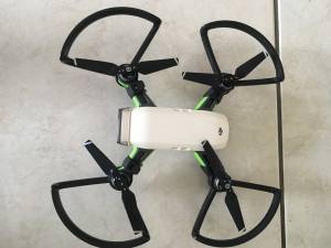 DJI SPARK WHITE DRONE COMBO PACKAGE and extras (north miami beach)