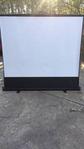 Projection screen 100