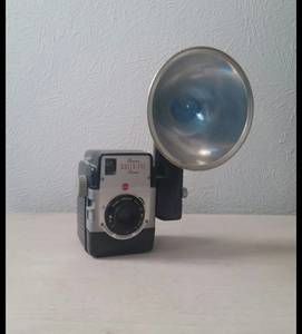 Kodak Brownie Bulls-Eye Camera (Scandia ks)