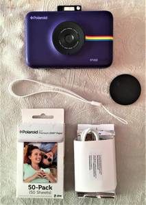 Polaroid Snap Touch Instant Print Digital Camera w/LCD & 60 Sheets of (Astoria)
