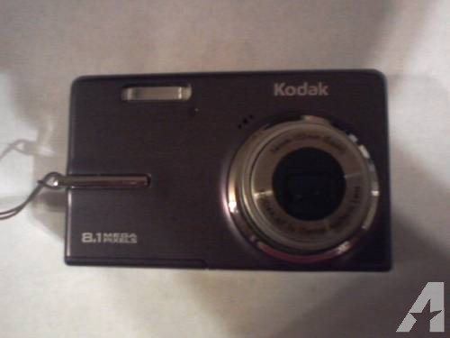 Kodak Easy Share M893 IS Digital Camera Purple