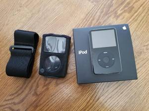 iPod 30GB Black; 5th generation A1136 - Mint Condition (Lawrenceville)