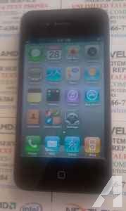 NEW iPod touch 4th Generation (8 GB w/ facetime - $200 (1409 hope mills rd. fay)