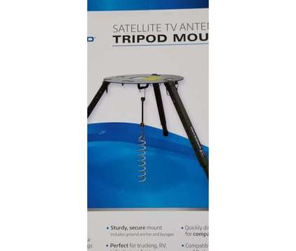 Winegard PL7000R Dish Playmaker Portable Antenna with Wally HD Satellite Receive