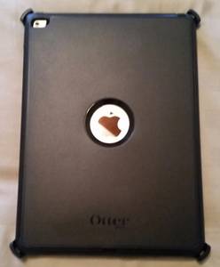 12.9 Ipad Pro w/ New Otter Case (Farmington nm)