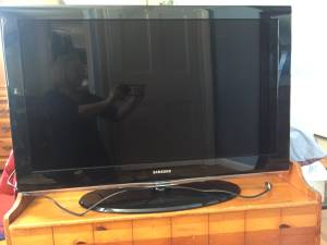 Samsung 40 TV 540 series and Roku (Bangor)