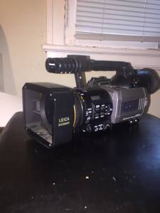 Panasonic Video Camera for sale or trade for Photo Camera (Memphis)