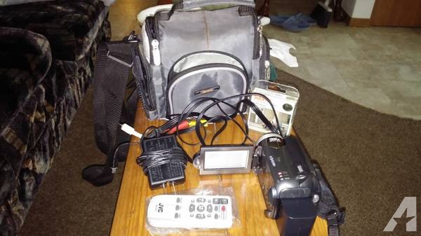 JVC 20gb video camera -