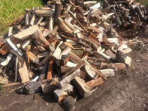 Seasoned Firewood - Free Delivery 7 Days a Week!