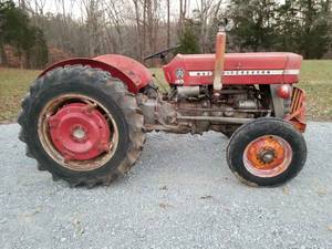 Massey Ferguson 135 Tractor W/Power Steering & Boom Pole (Holladay, TN)