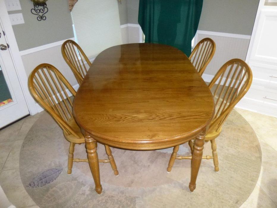 Thomasville Solid Oak Dining Table