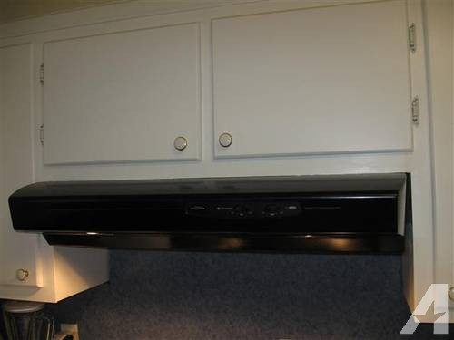 Broan Electric Under Cabinet Black Vent Hood