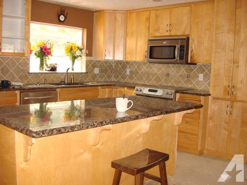 Maple Wood Kitchen Cabinets