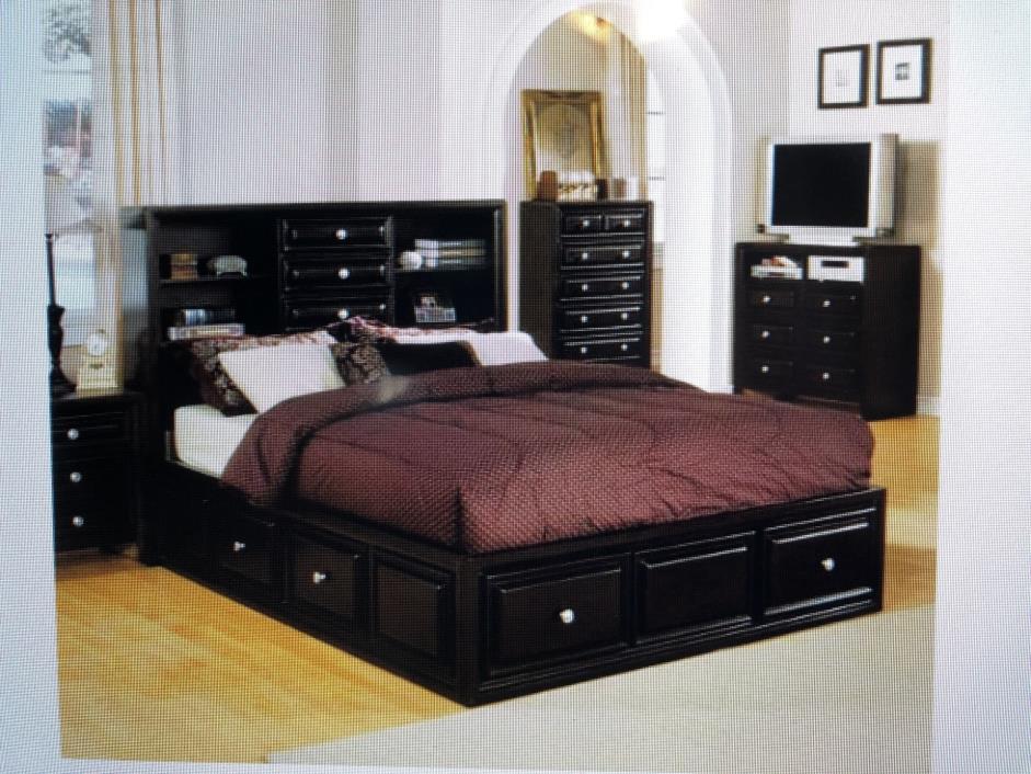 California King Platform Bed! Bookcase headboard! 6 large under bed drawers!...