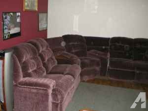 Sectional - $500 ( mid-Town)