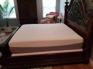 Memory foam clearing out- bring $39 take it home (hatboro horsham willow grove