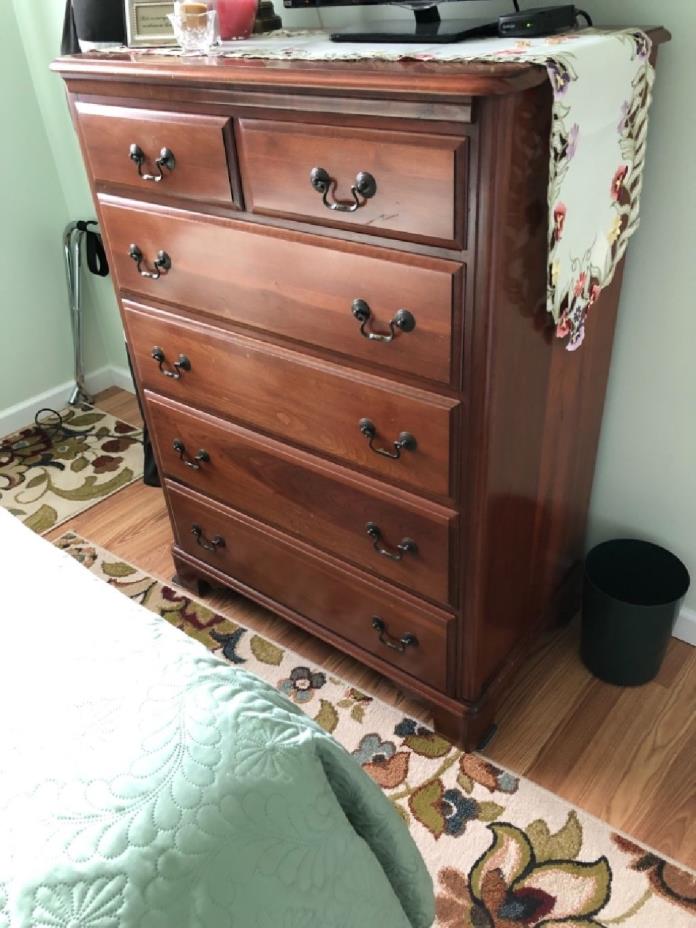 Bedroom chest