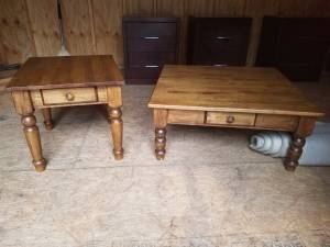 Coffee tables and end tables (Hartsville)