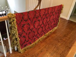 Stunning large table cover tablecloth (McLean)