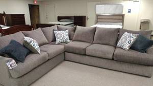 Simmons Beauty Rest Flannel Sectional with Pocketed Coils