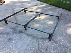 King Sized Bed Frame with Center Support (Mandarin)