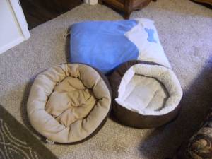 3 Pet Beds (Ada)