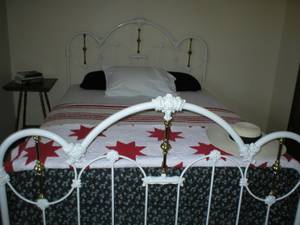 Queen Bed Wrought Iron (Newcastle)
