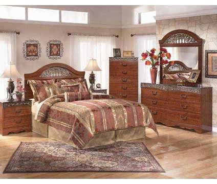 Fairbrooks Estate Luxury Bedroom Set - Ashley Furniture