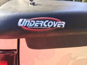 Undercover Classic Truck Bed Cover (Knightdale)