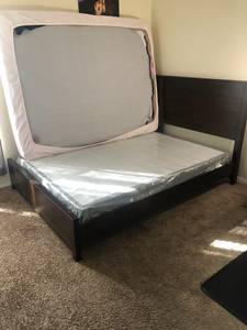 Queen Mattress & Box Spring (Cordova , Tn)