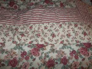 Queen size bedding sets (Dover area)