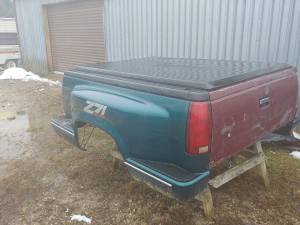 93 Chevy step side bed (Waverly,ohio)