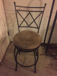 Counter height bar stools (Fond du Lac)