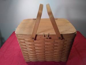 Wooden Picnic Basket with liner and stackable shelves (Lakewood)