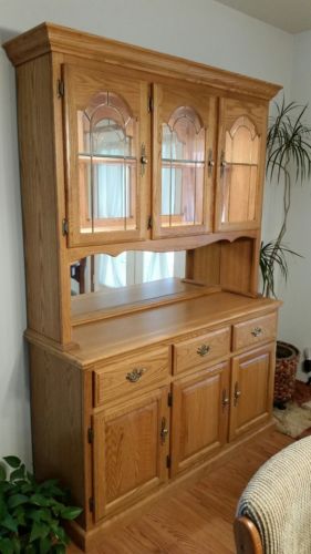 Beautiful Oak Hutch with Glass Shelves and Lighting