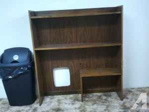 Entertainment center book shelf thing - $10 (east dubuque)
