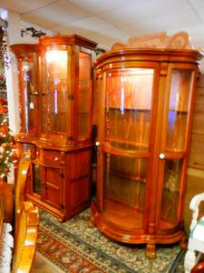 Beautiful Oak Hutch & Oak Curio Cabinet (Marion, In)