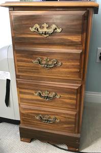 Vintage wood 2-drawer file cabinet (Carmel)