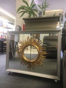 Beautiful mirrored accent cabinet ON SALE!!! (Lompoc)